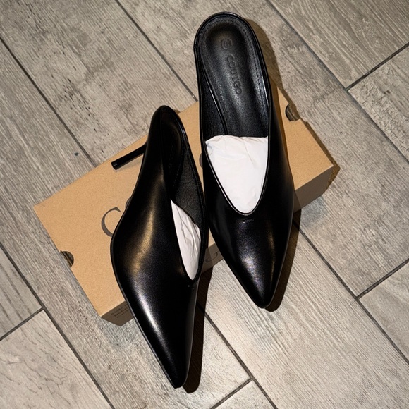 Black Women's Mules with kitten heel - Picture 5 of 7